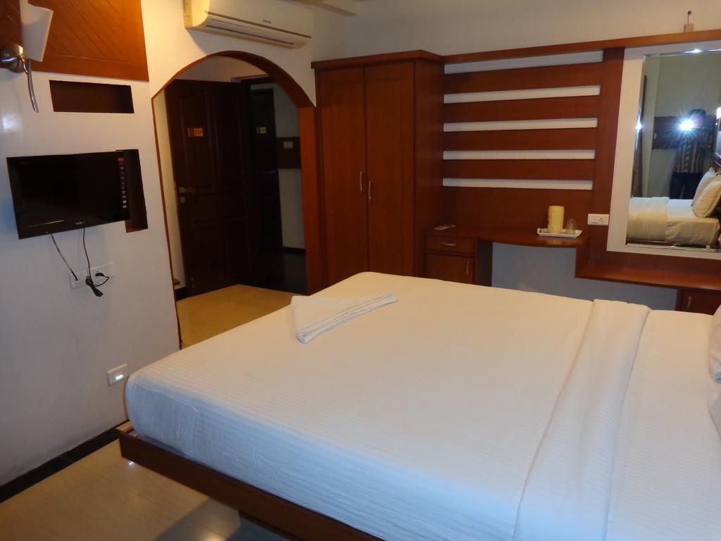 Sanu International Hotel Namakkal Room photo